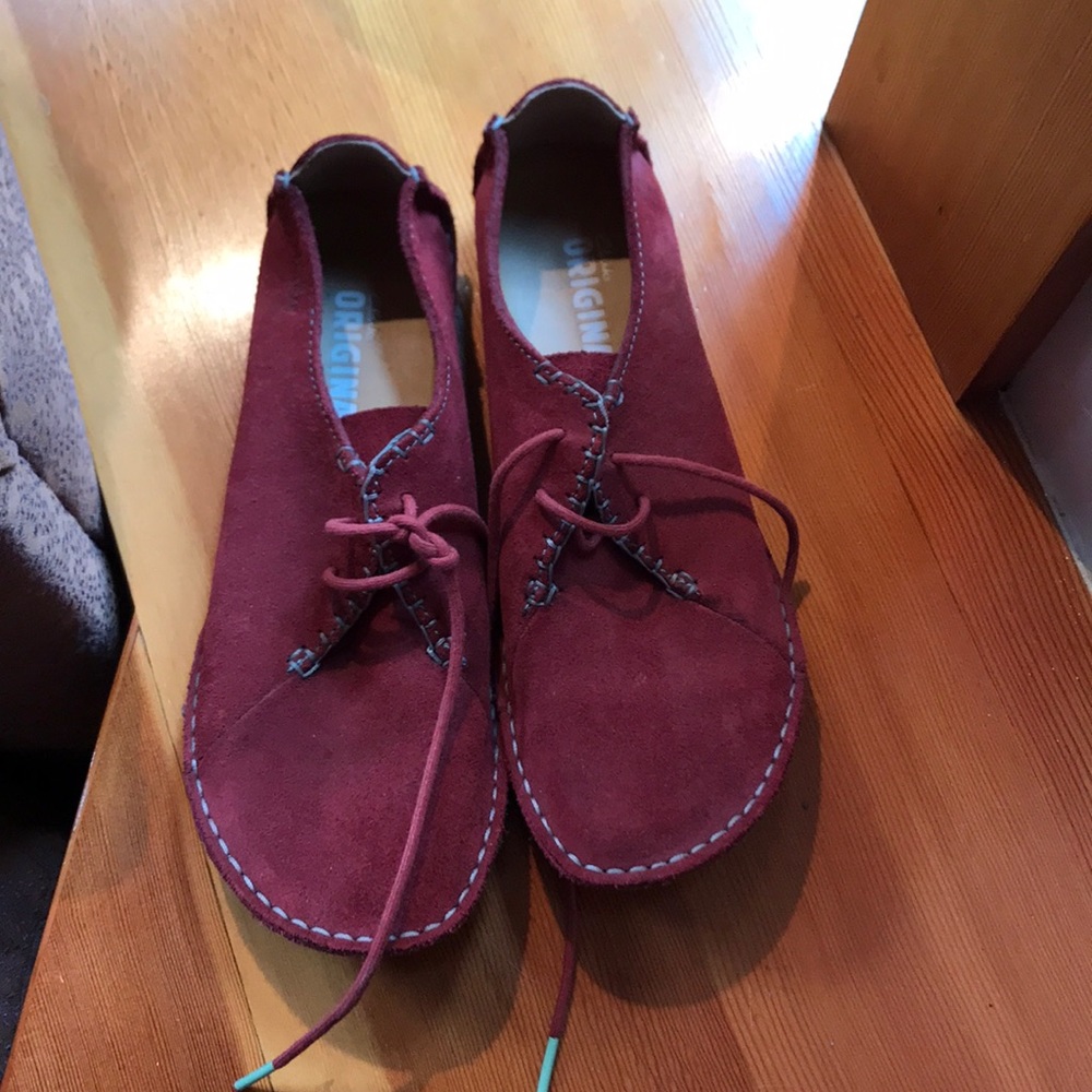 Red suede Clark’s only worn twice